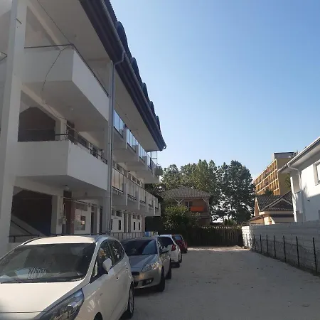 Matyas Kiraly Apartman *